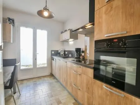 Holiday home Les Bussoleries